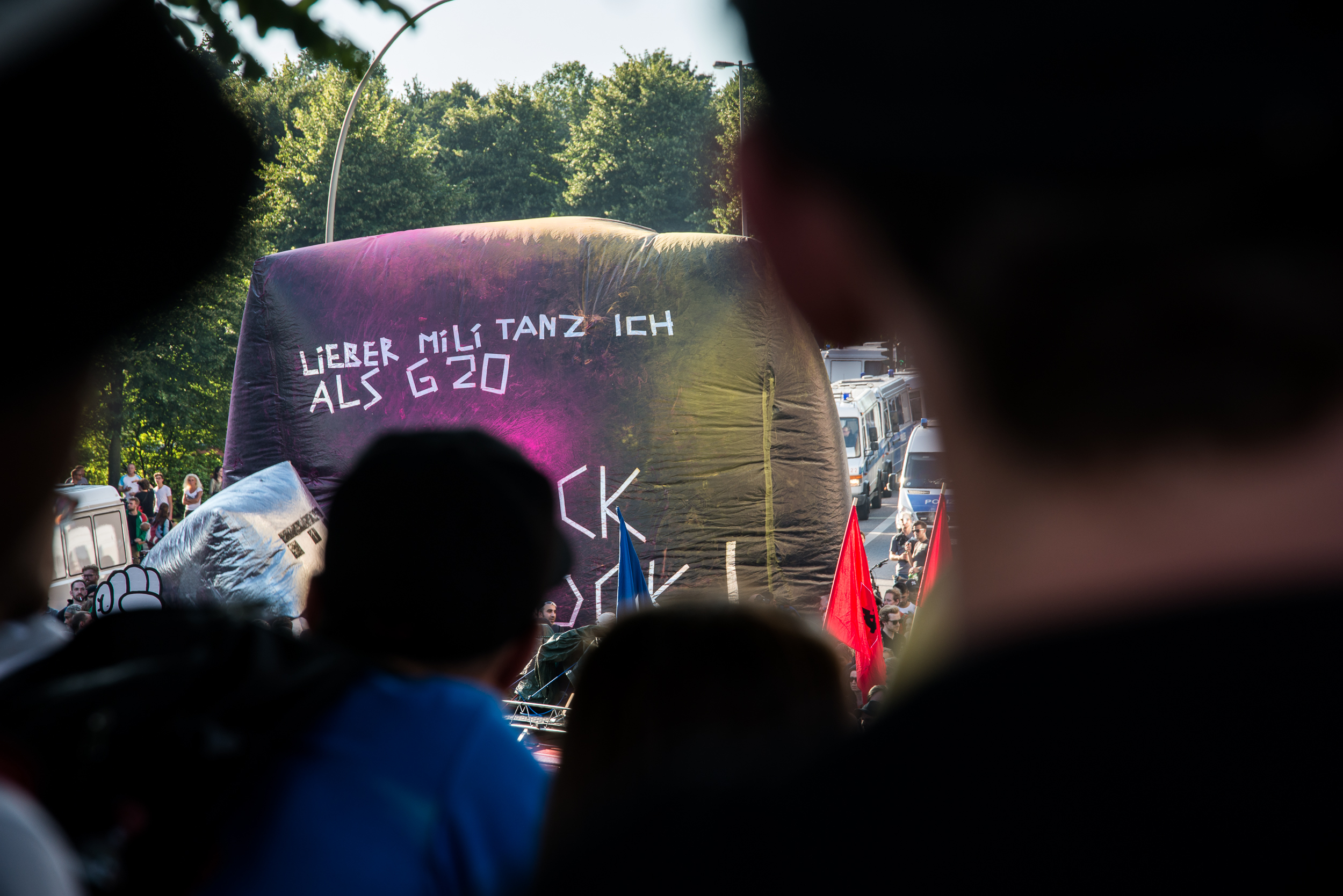 NOG20 – Pictures and Analysis from the Streets of Hamburg